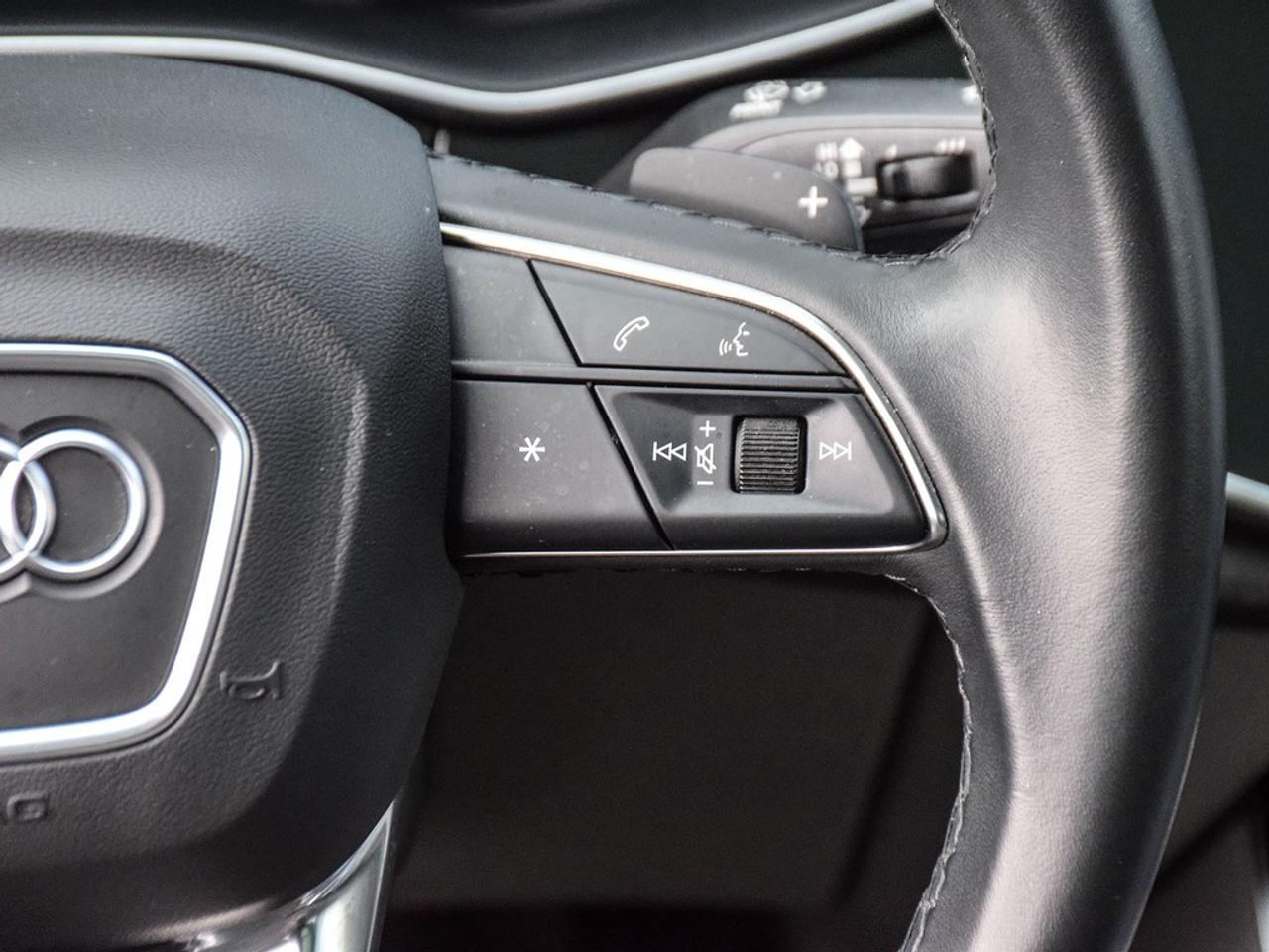 2022 Audi Q7 55 Komfort 4dr All-Wheel Drive quattro Sport Utility Photo