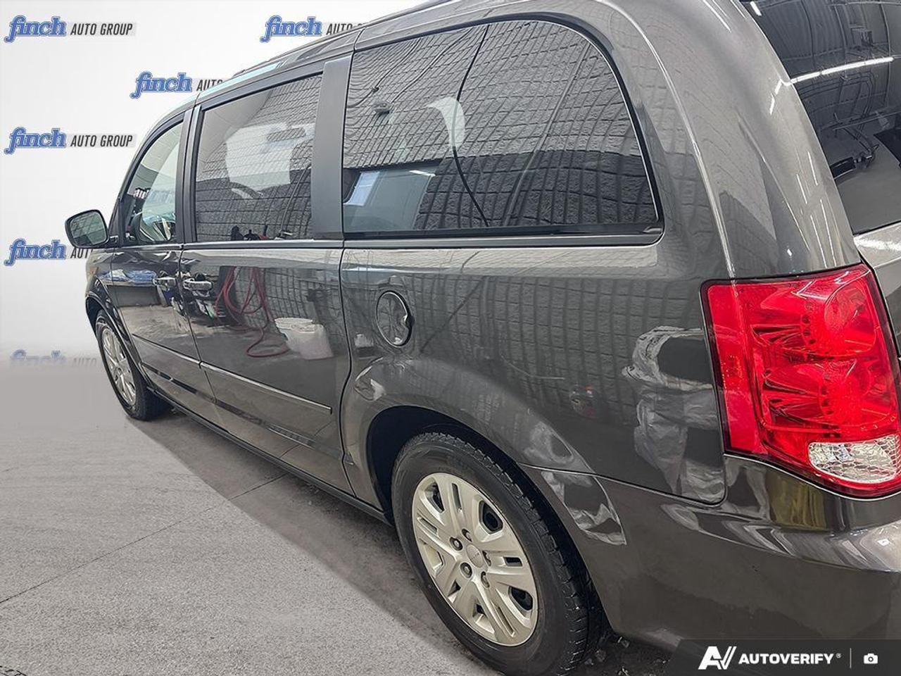 2016 Dodge Grand Caravan SE/SXT Passenger Van Photo