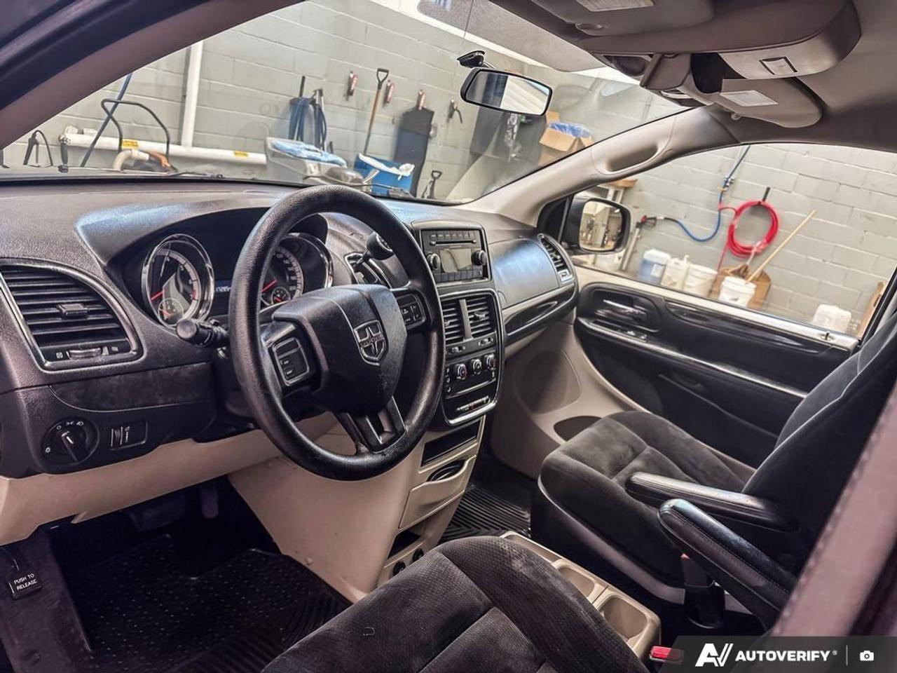 2016 Dodge Grand Caravan SE/SXT Passenger Van Photo