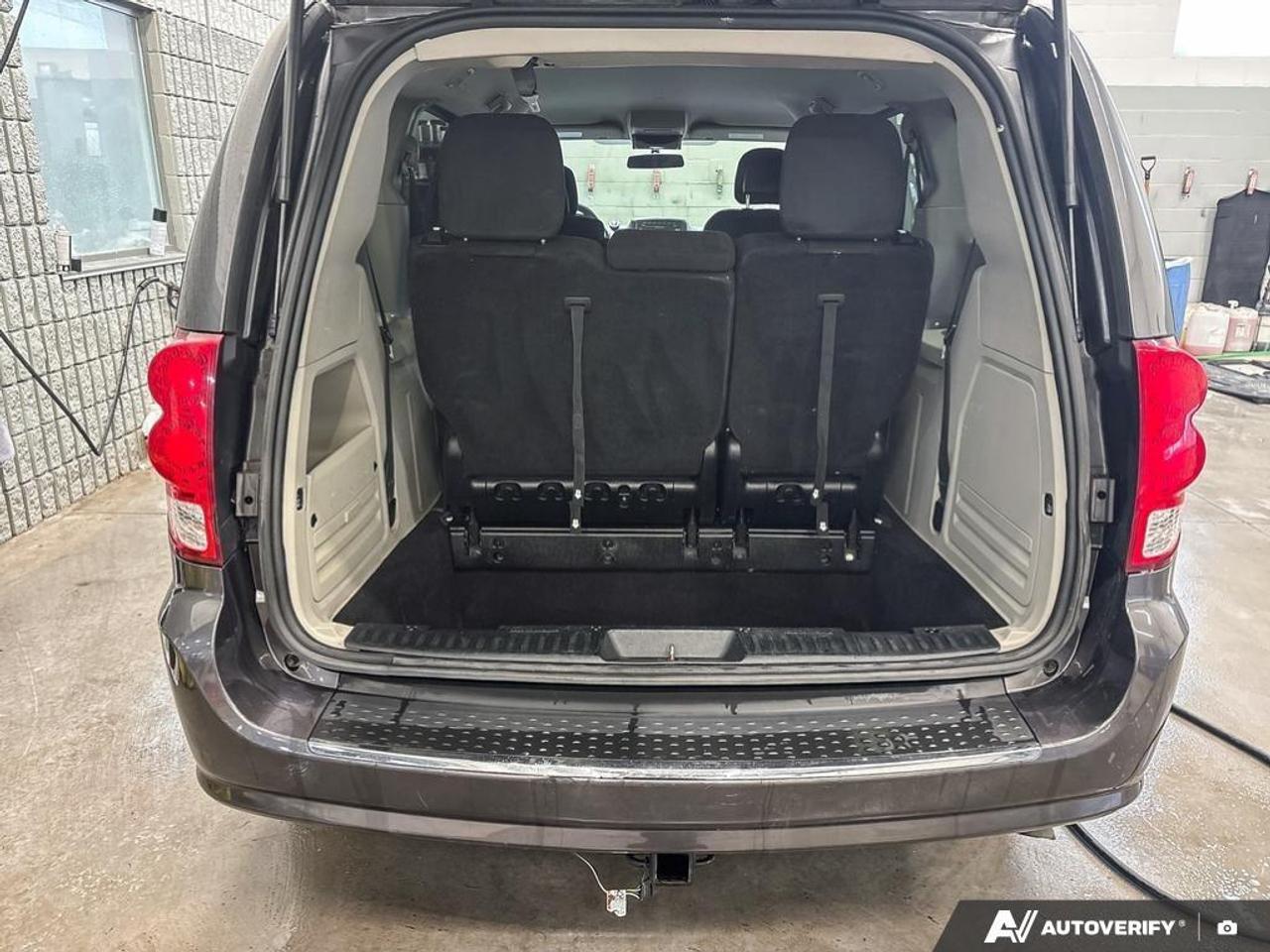 2016 Dodge Grand Caravan SE/SXT Passenger Van Photo