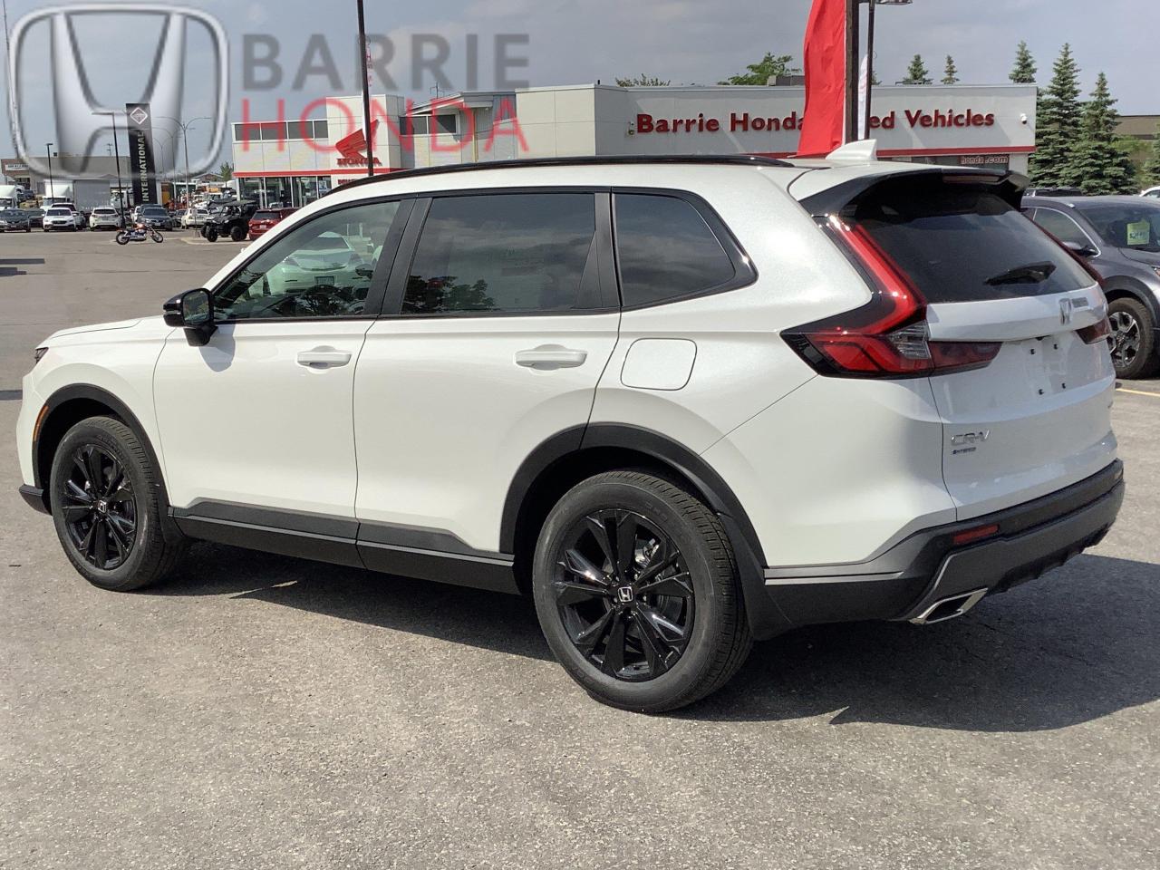 2026 Honda CR-V Hybrid Touring 4dr All-Wheel Drive Photo