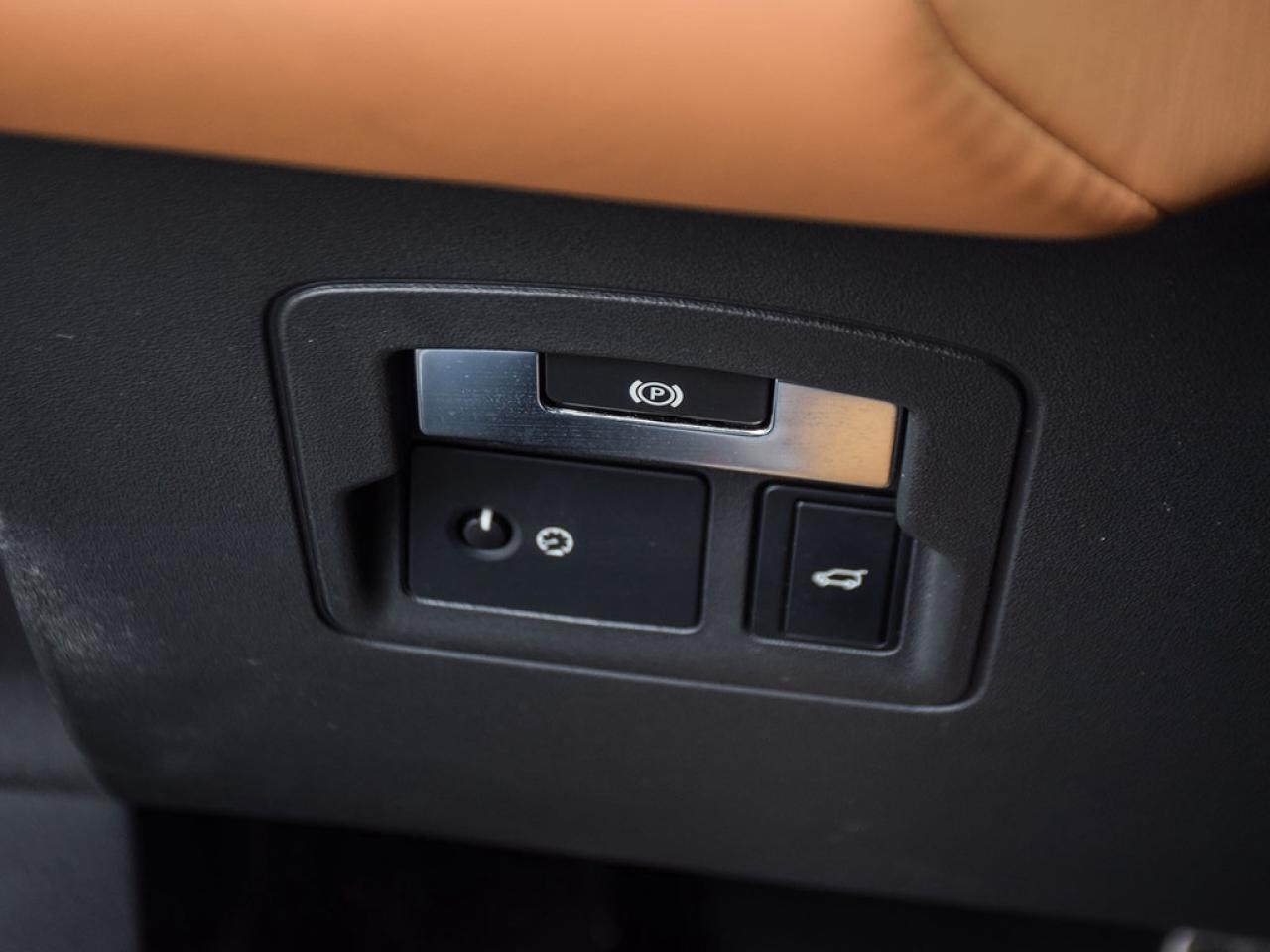 2018 Land Rover Range Rover Velar P380 HSE R-Dynamic 4dr All-Wheel Drive Photo