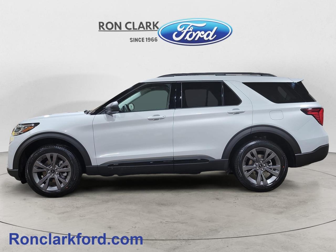 2026 Ford Explorer Active 4dr 4x4 Photo