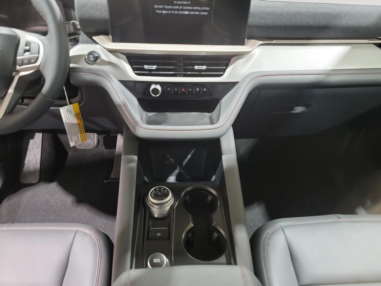 2026 Ford Explorer Active 4dr 4x4 Photo