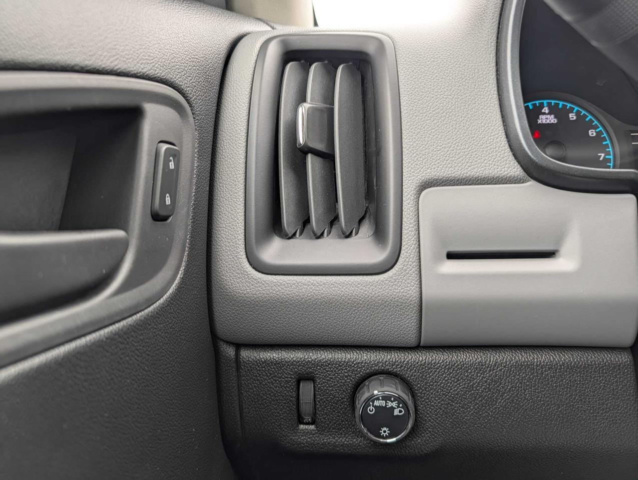 2020 Chevrolet Colorado 2WD Crew Cab 128  Work Truck Photo