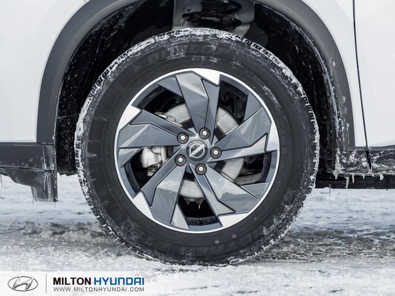 2025 Nissan Rogue Midnight Edition 4dr All-Wheel Drive Sport Utility Photo