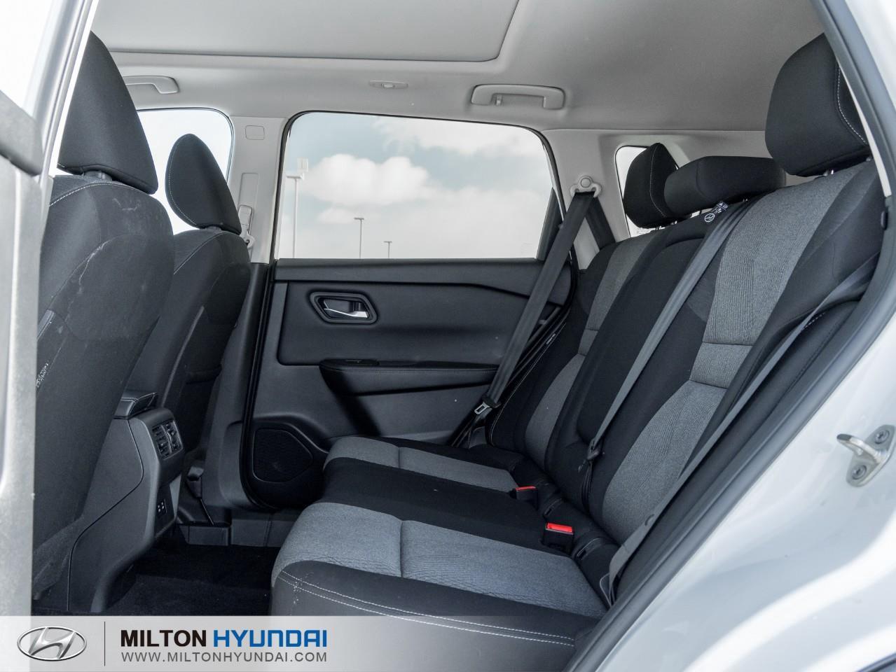 2025 Nissan Rogue Midnight Edition 4dr All-Wheel Drive Sport Utility Photo