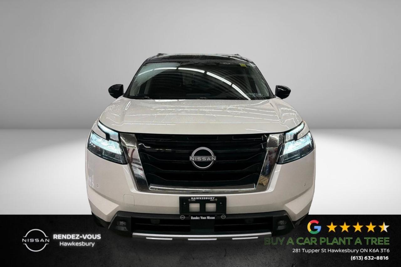 2024 Nissan Pathfinder Platinum Photo
