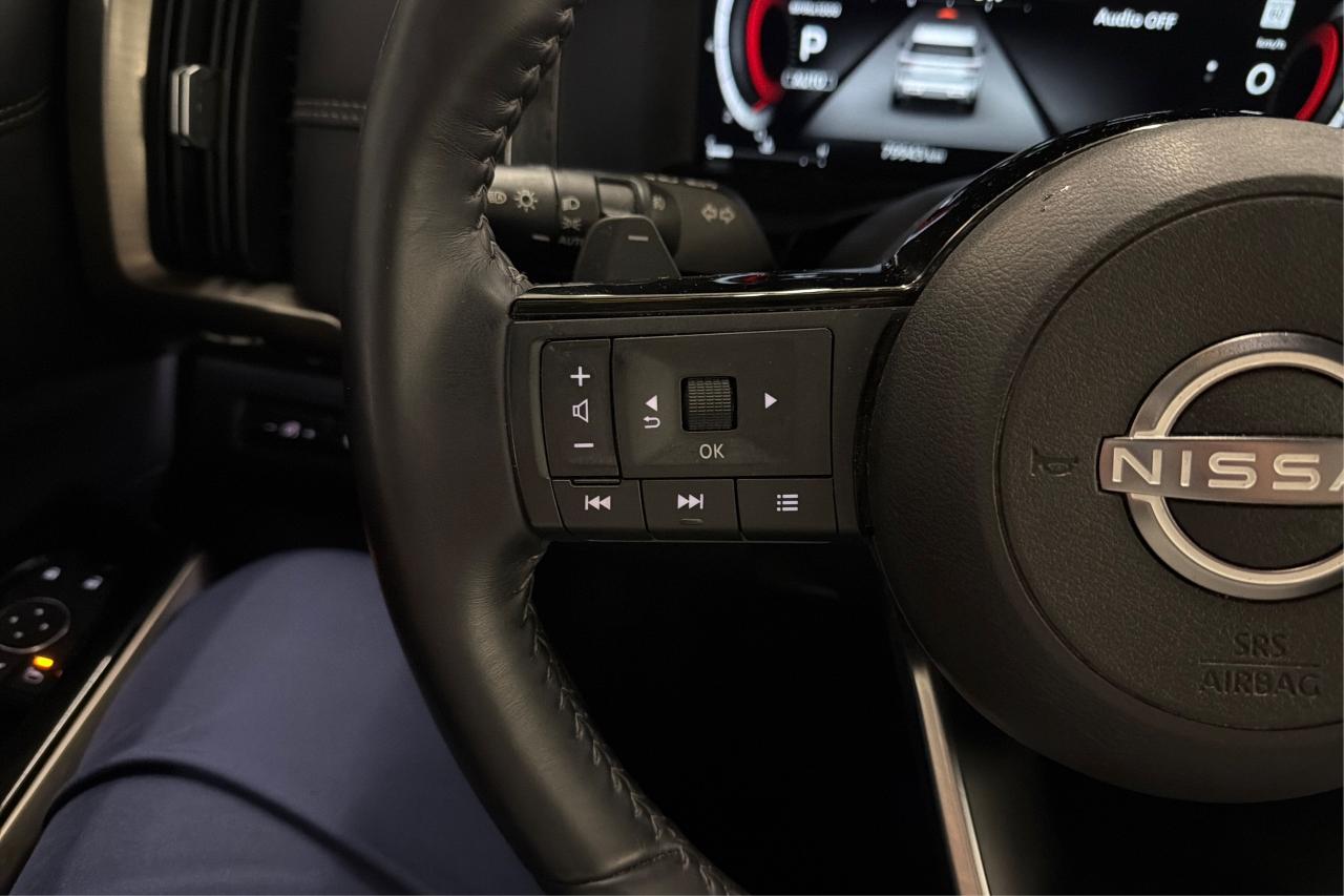 2024 Nissan Pathfinder Platinum Photo