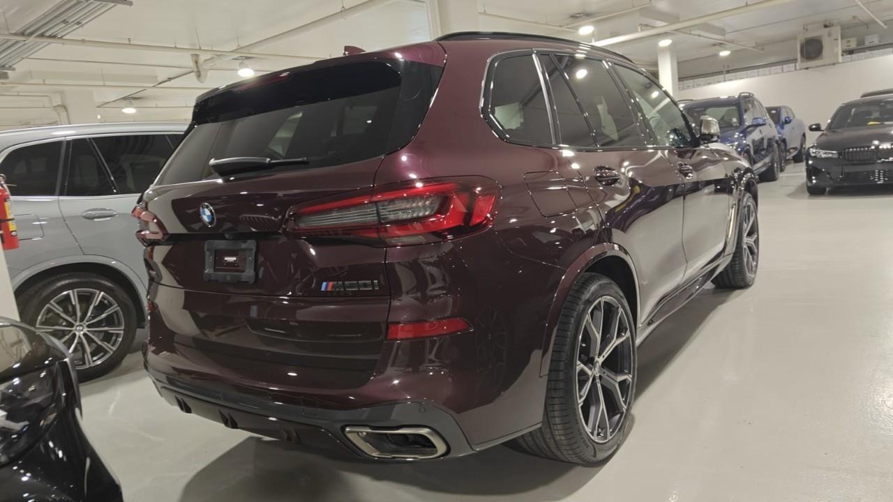 2022 BMW X5 M50i 4dr All-Wheel Drive Sports Activity Vehicle Photo3