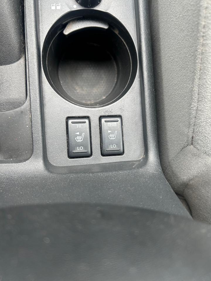 2012 Nissan Sentra 4dr Sdn I4 CVT 2.0 S   LOW KMS   ONE OWNER Photo