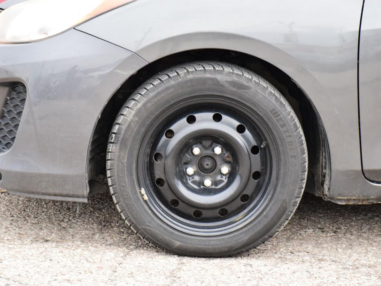 2012 Mazda 3 GX (A5) 4dr Sedan Photo