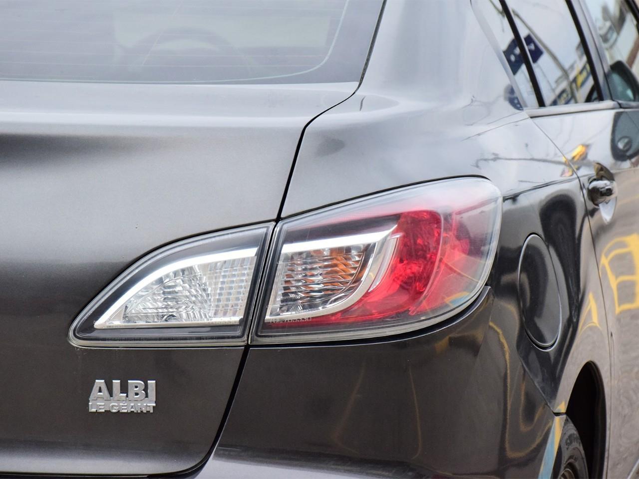 2012 Mazda 3 GX (A5) 4dr Sedan Photo