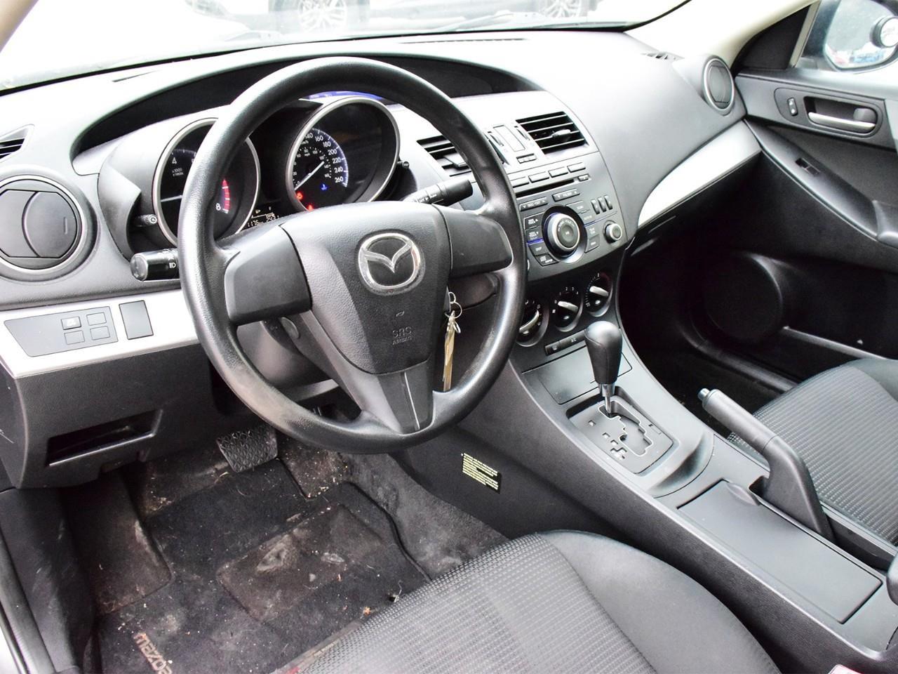 2012 Mazda 3 GX (A5) 4dr Sedan Photo