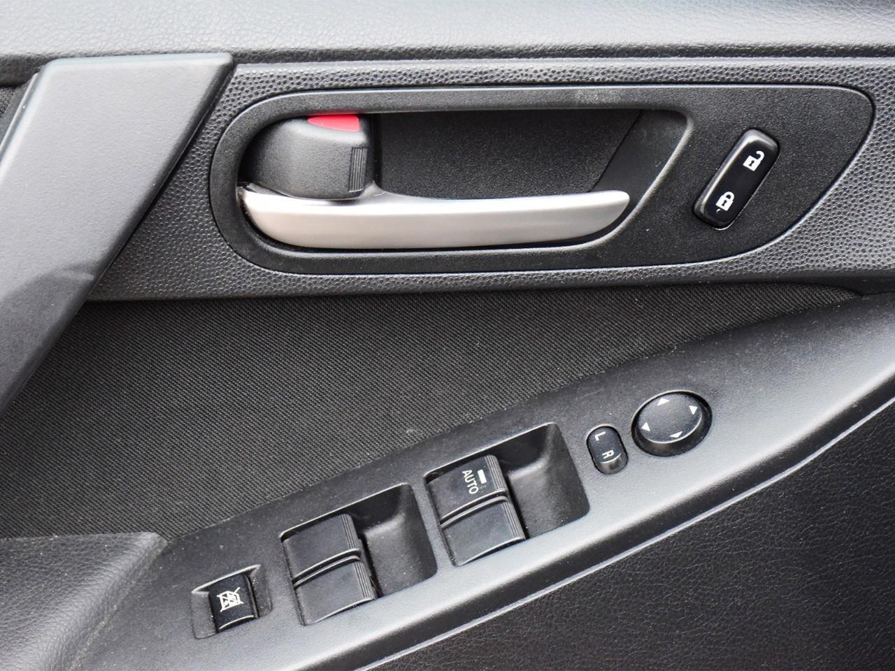 2012 Mazda 3 GX (A5) 4dr Sedan Photo