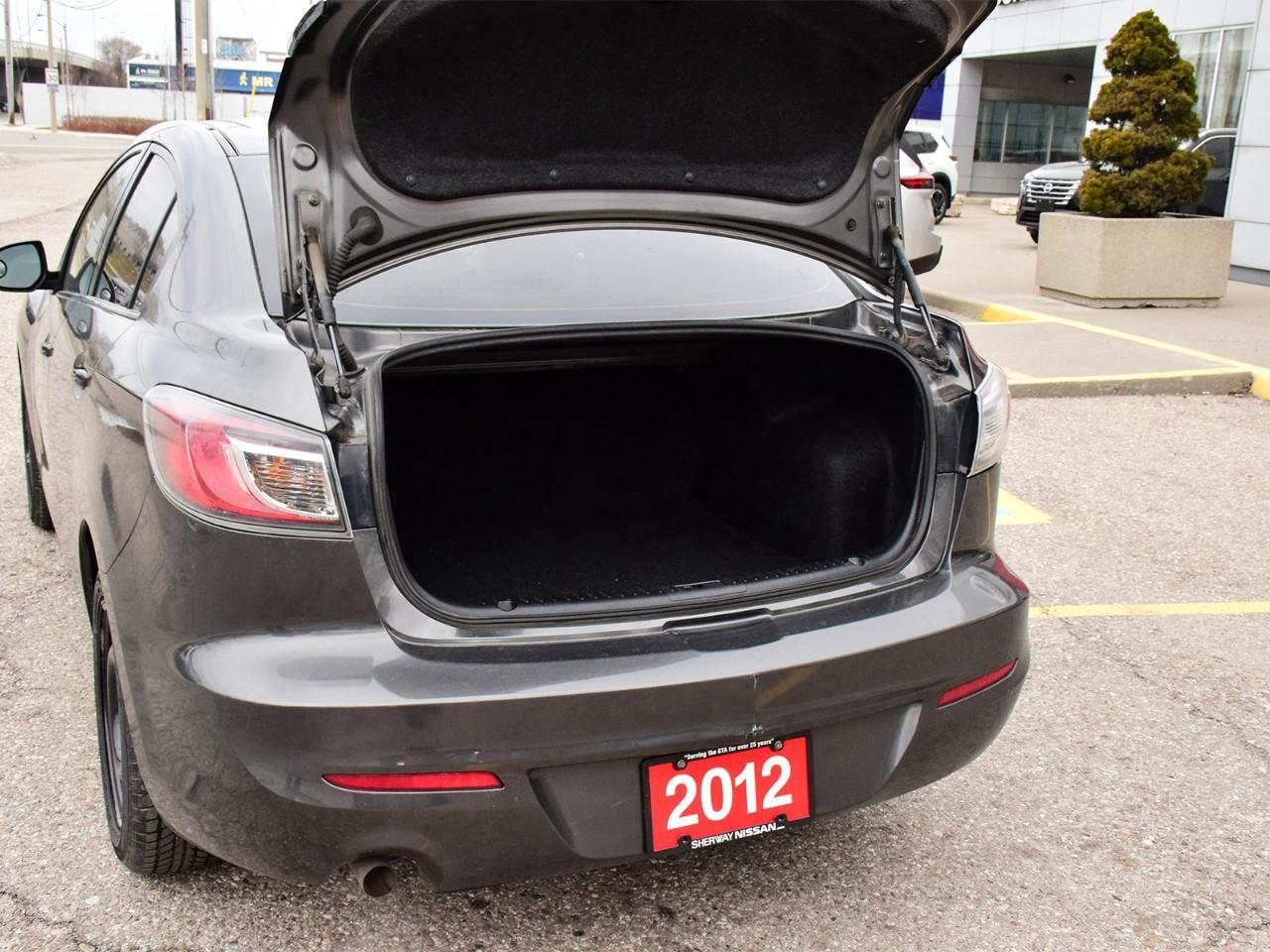 2012 Mazda 3 GX (A5) 4dr Sedan Photo