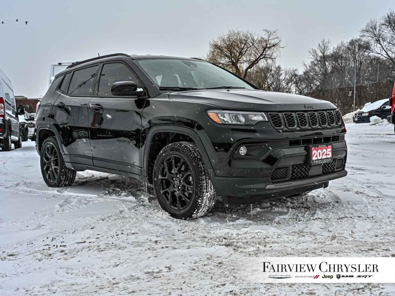 2025 Jeep Compass Altitude CARPLAY   HEATED SEATS   HEATED STEERING Photo