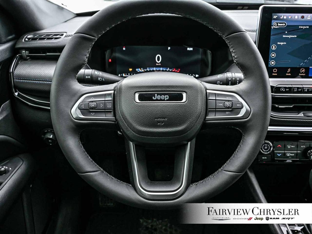 2025 Jeep Compass Altitude CARPLAY   HEATED SEATS   HEATED STEERING Photo