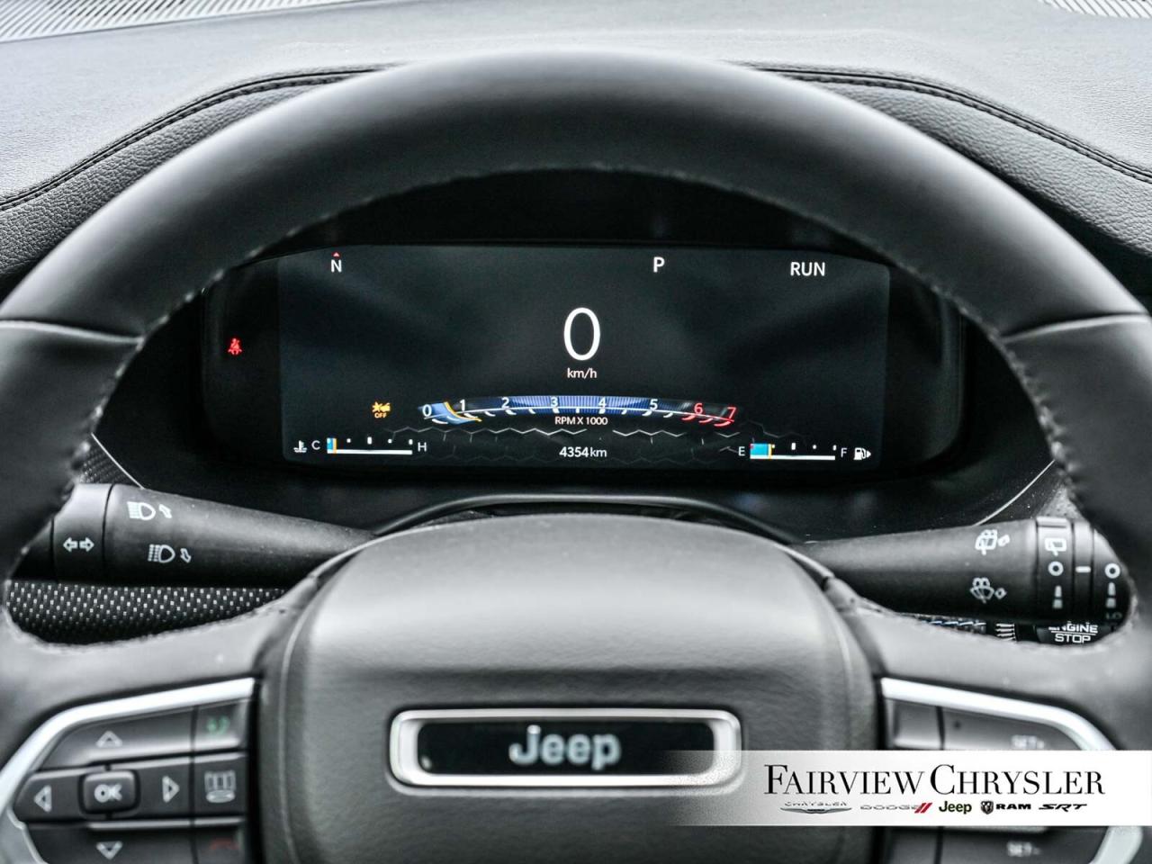 2025 Jeep Compass Altitude CARPLAY   HEATED SEATS   HEATED STEERING Photo