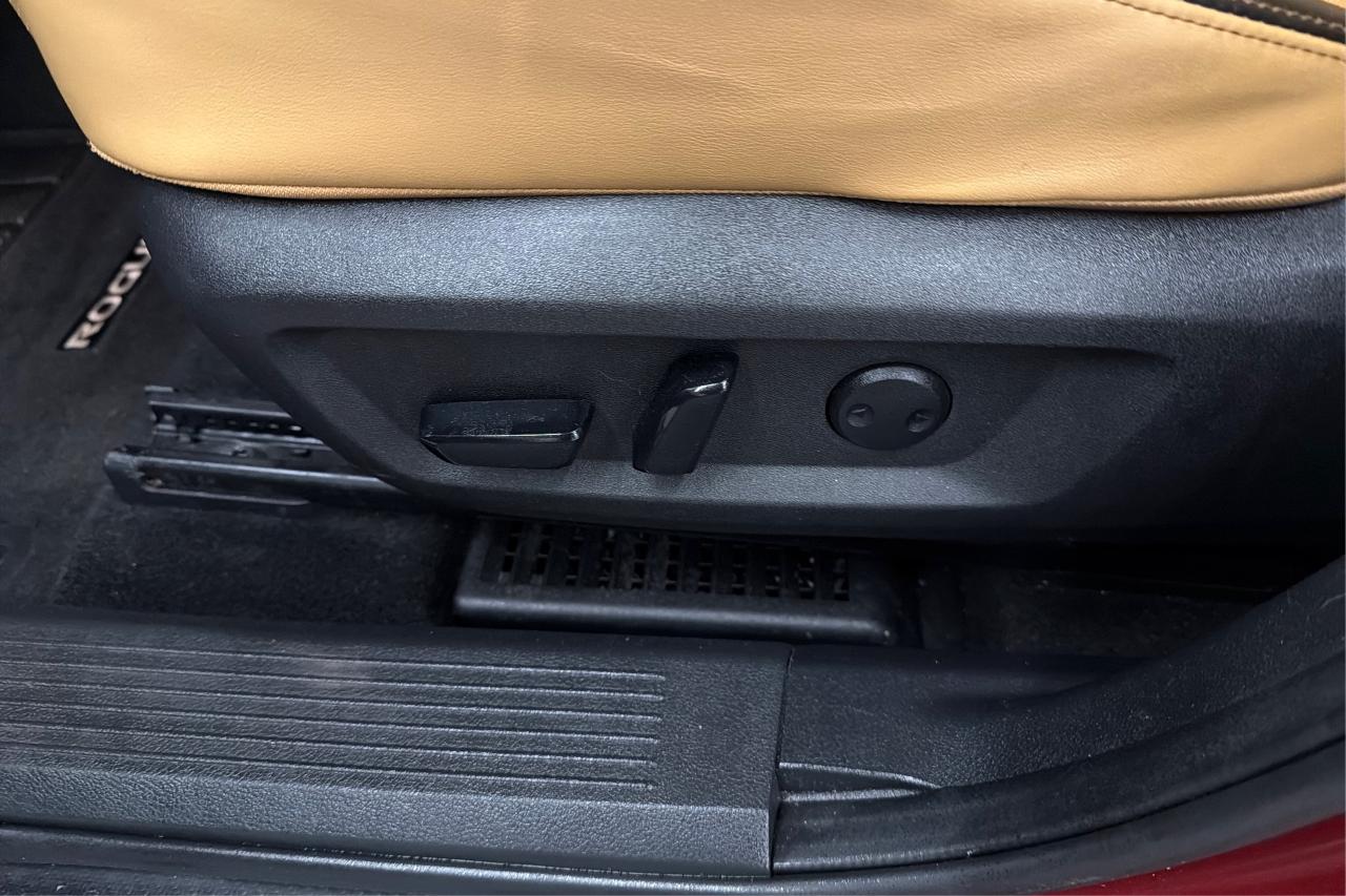 2023 Nissan Rogue Platinum Photo