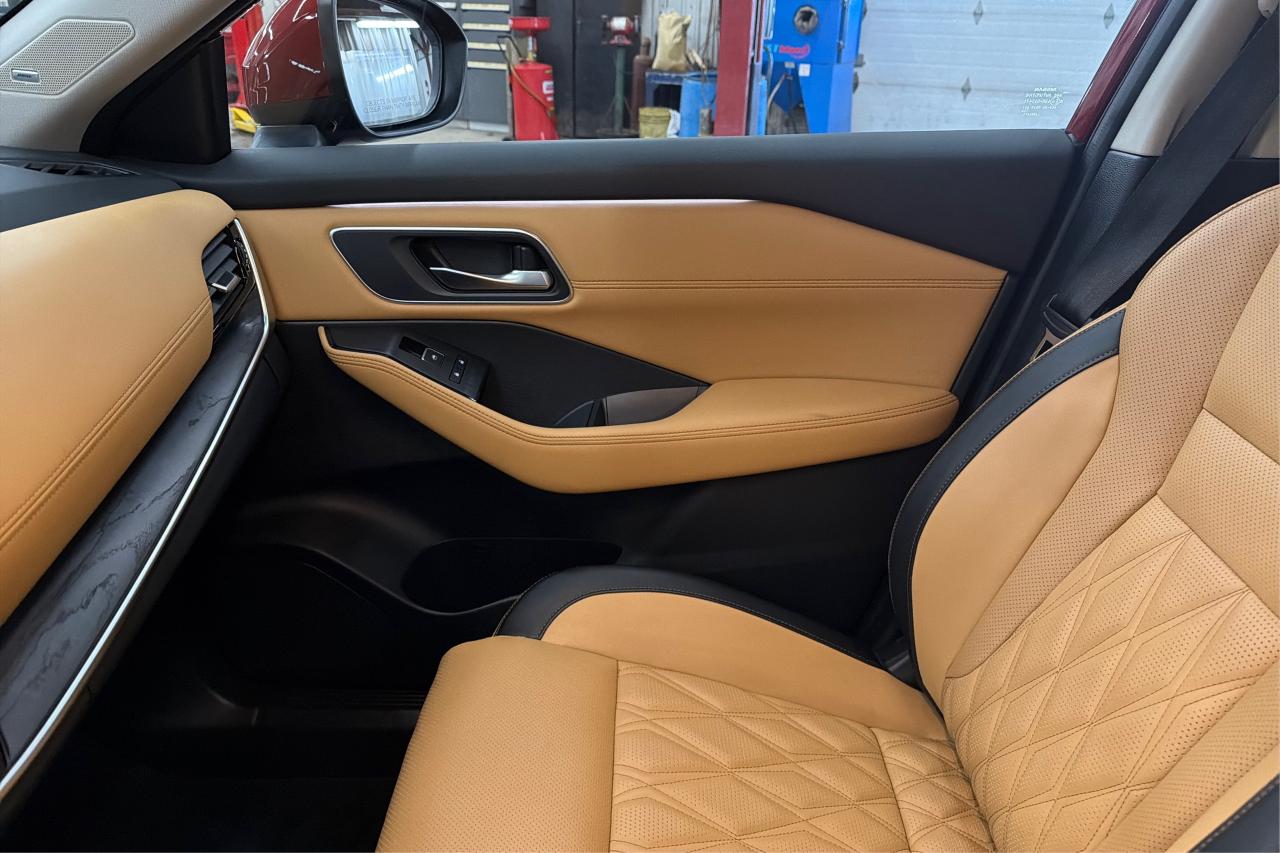 2023 Nissan Rogue Platinum Photo