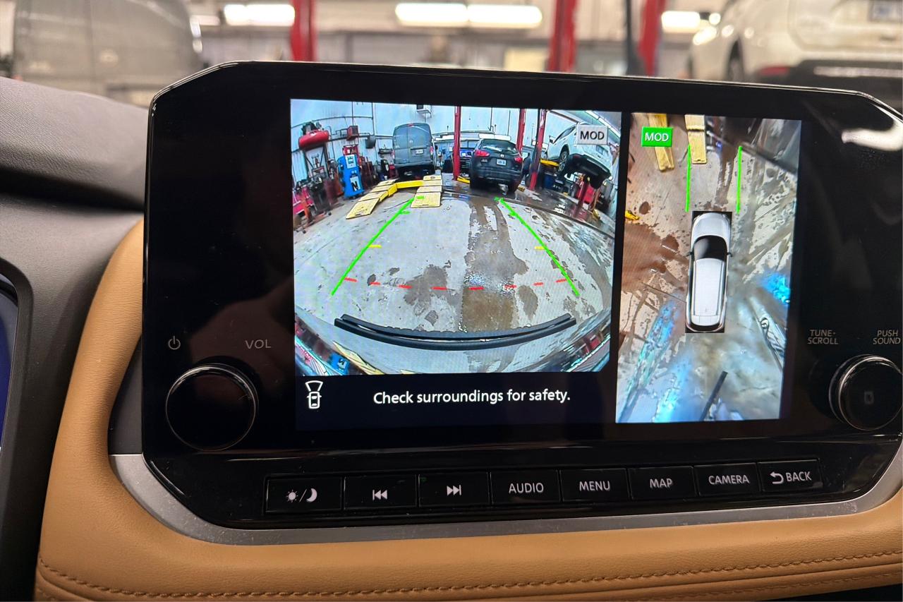 2023 Nissan Rogue Platinum Photo