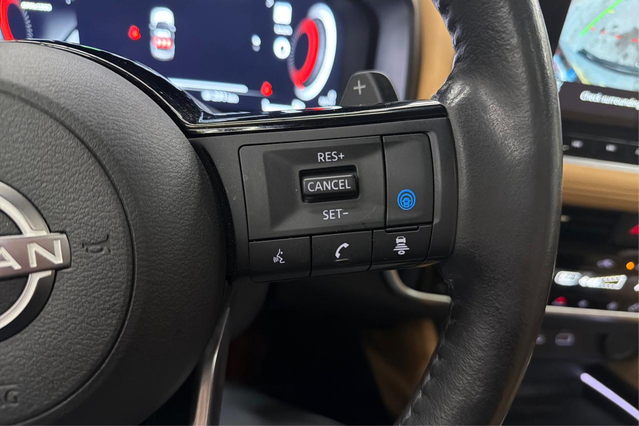 2023 Nissan Rogue Platinum Photo