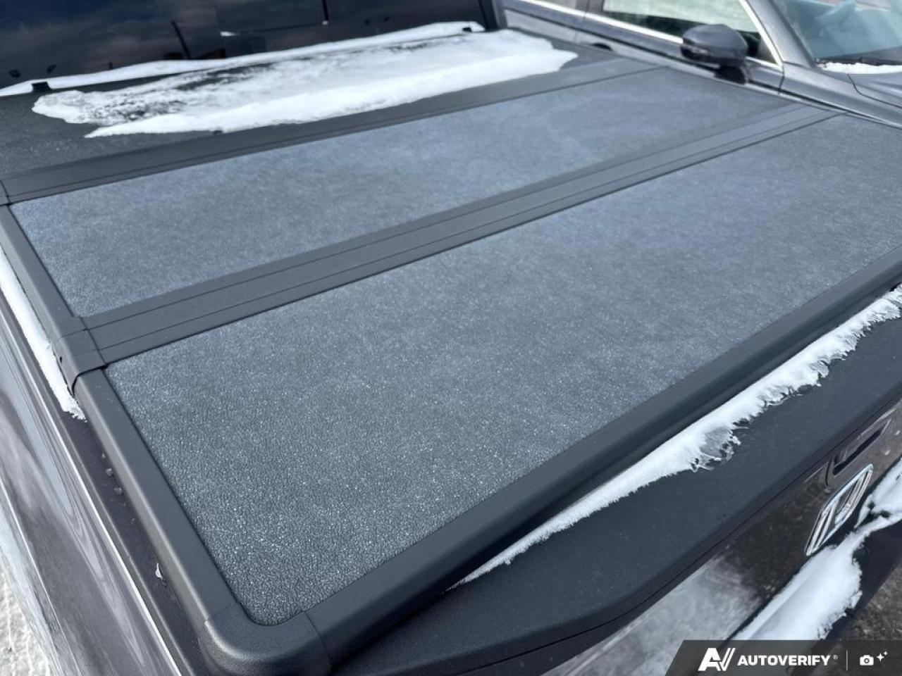 2022 Honda Ridgeline Touring AWD   NO CLAIMS   LEATHER   SUNROOF Photo