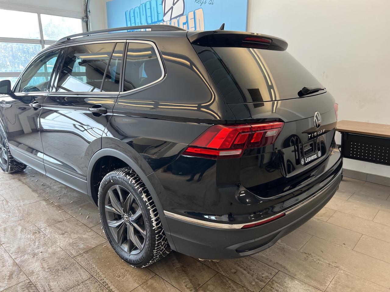 2022 Volkswagen Tiguan COMFORTLINE 4Motion Photo2