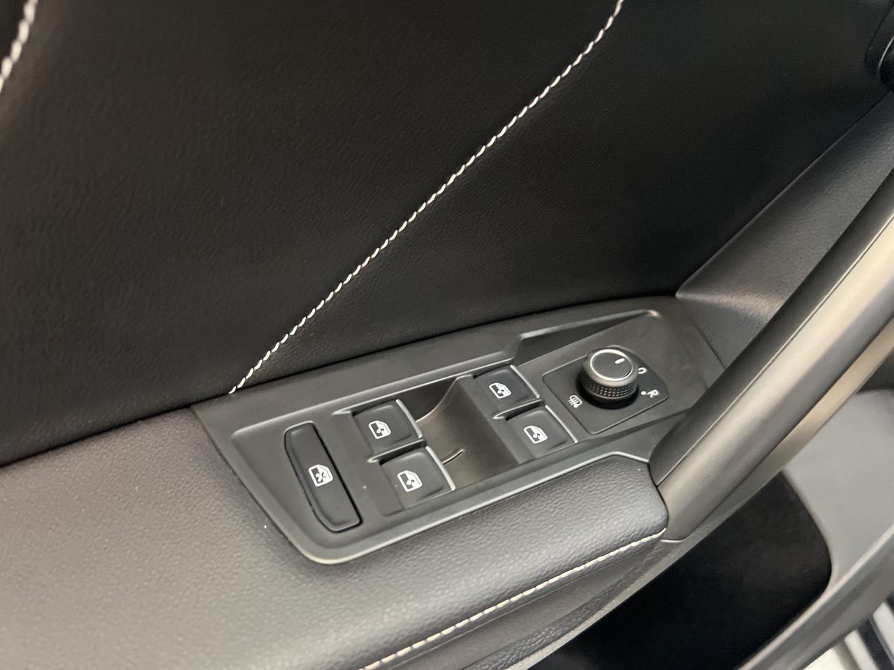 2022 Volkswagen Tiguan COMFORTLINE 4Motion Photo