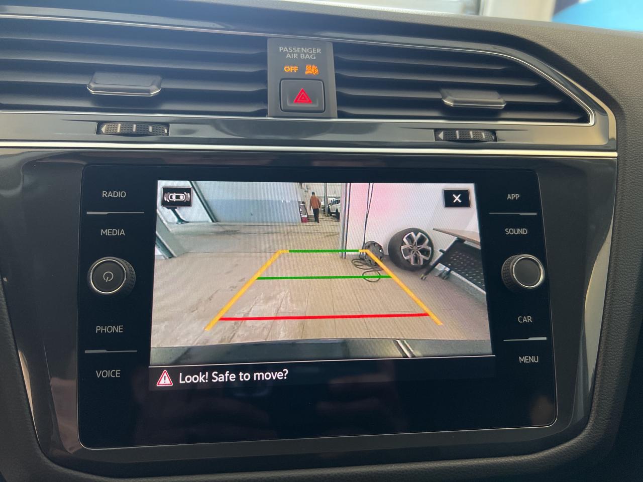 2022 Volkswagen Tiguan COMFORTLINE 4Motion Photo