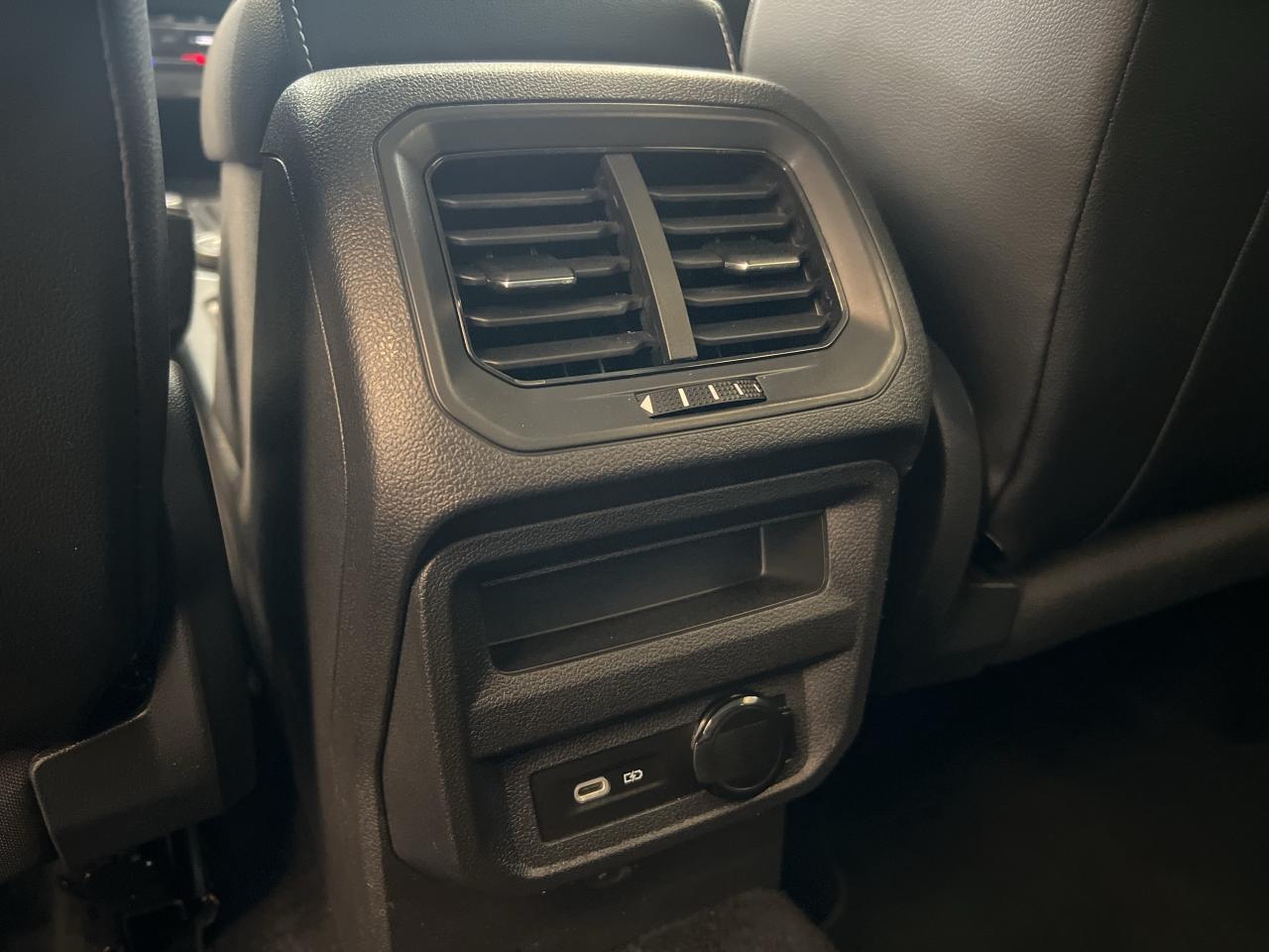 2022 Volkswagen Tiguan COMFORTLINE 4Motion Photo