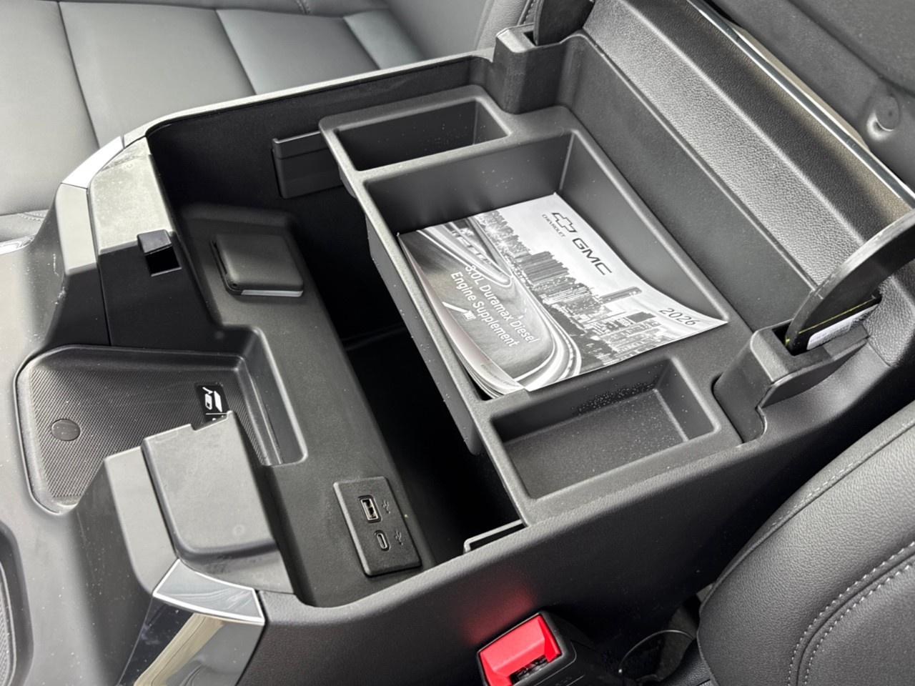 2026 GMC Sierra 1500 Crew Cab Short Box 4-Wheel Drive Elevation Photo