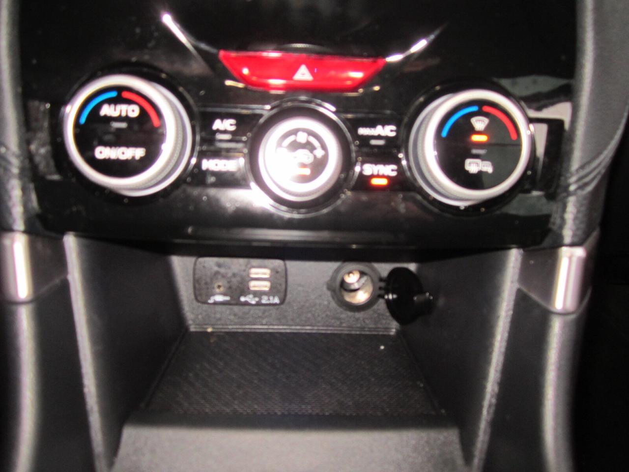 2023 Subaru Forester Touring CVT EYESIGHT ONE OWNER NO ACCIDENTS Photo