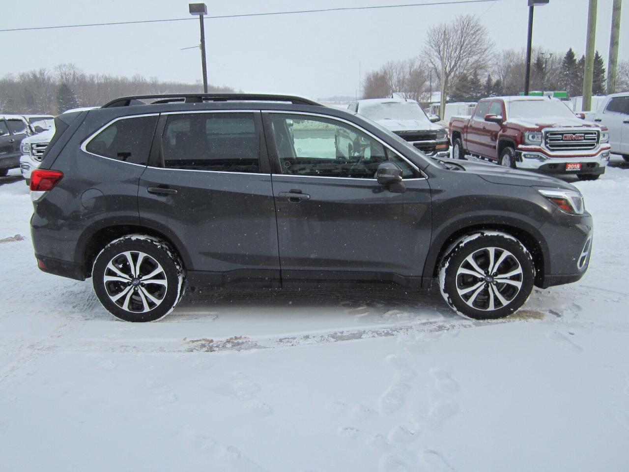 2020 Subaru Forester 2.5i Limited LOADED ONE OWNER NO ACCIDENTS Photo