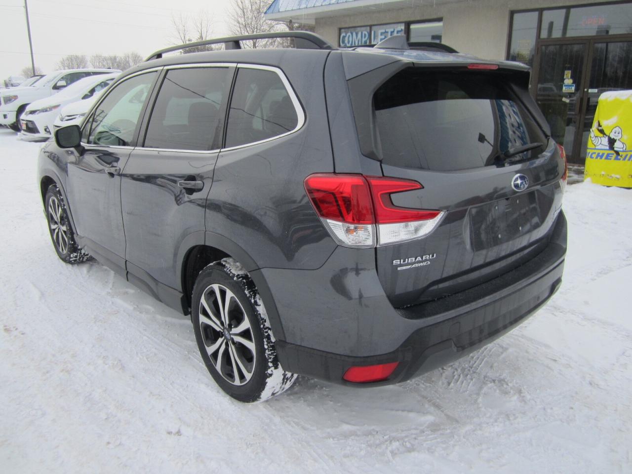 2020 Subaru Forester 2.5i Limited LOADED ONE OWNER NO ACCIDENTS Photo
