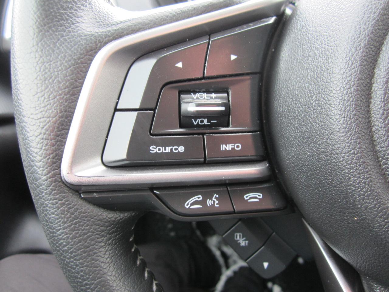 2020 Subaru Forester 2.5i Limited LOADED ONE OWNER NO ACCIDENTS Photo