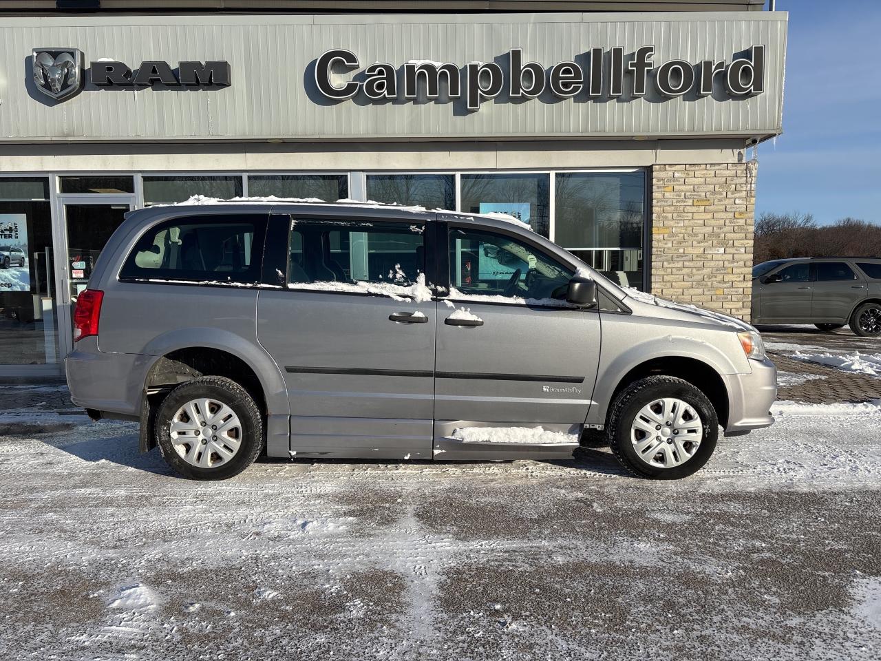 2014 Dodge Grand Caravan SE Photo