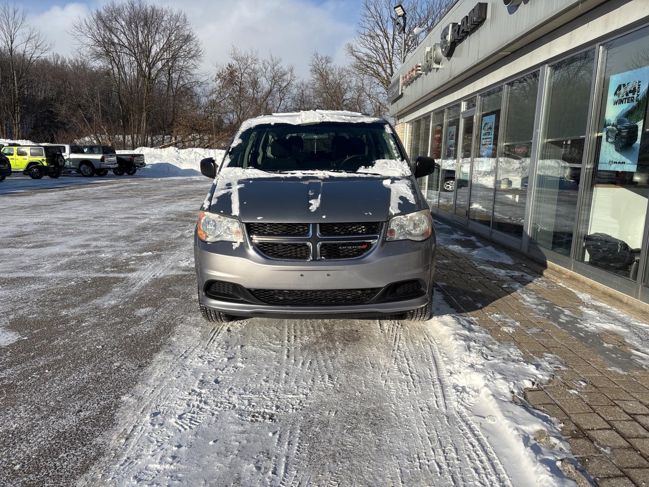 2014 Dodge Grand Caravan SE Photo