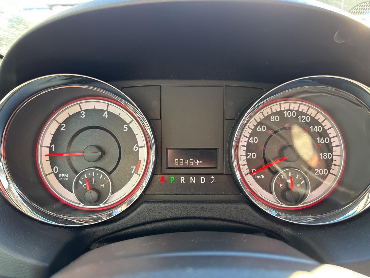 2014 Dodge Grand Caravan SE Photo