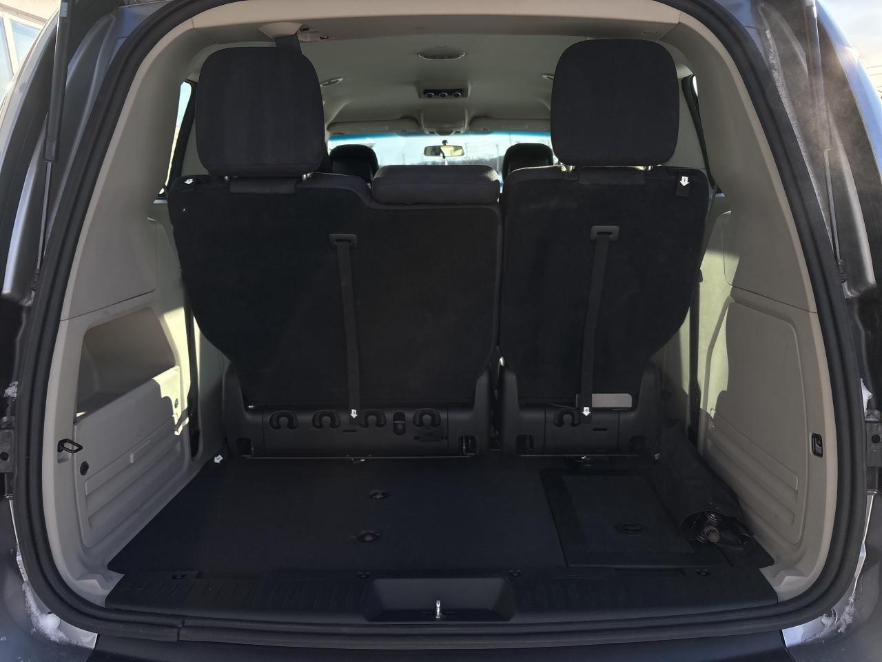 2014 Dodge Grand Caravan SE Photo