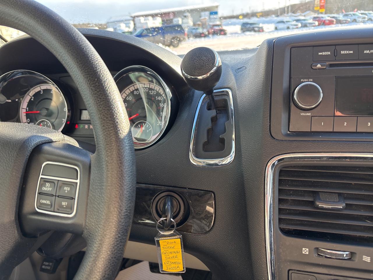 2014 Dodge Grand Caravan SE Photo