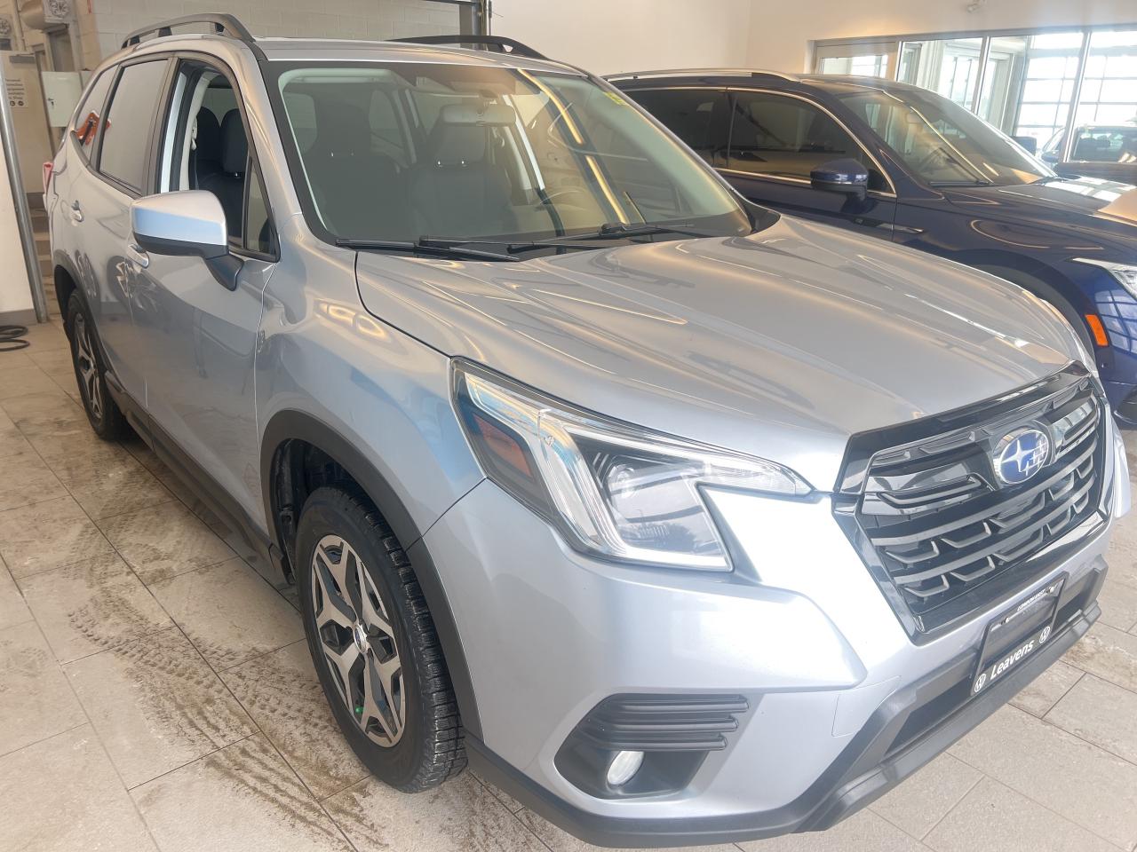 2023 Subaru Forester Touring CVT Photo