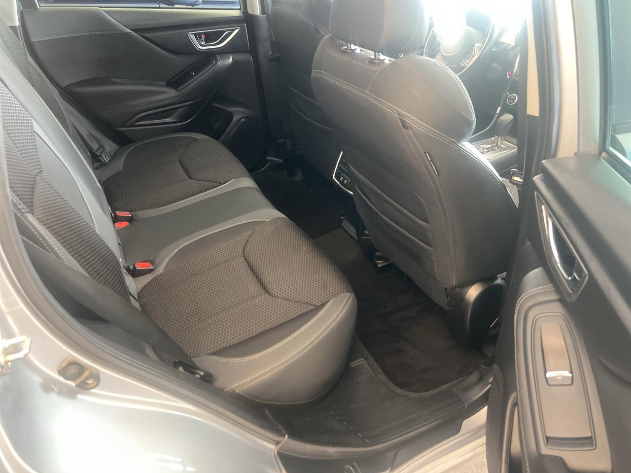 2023 Subaru Forester Touring CVT Photo