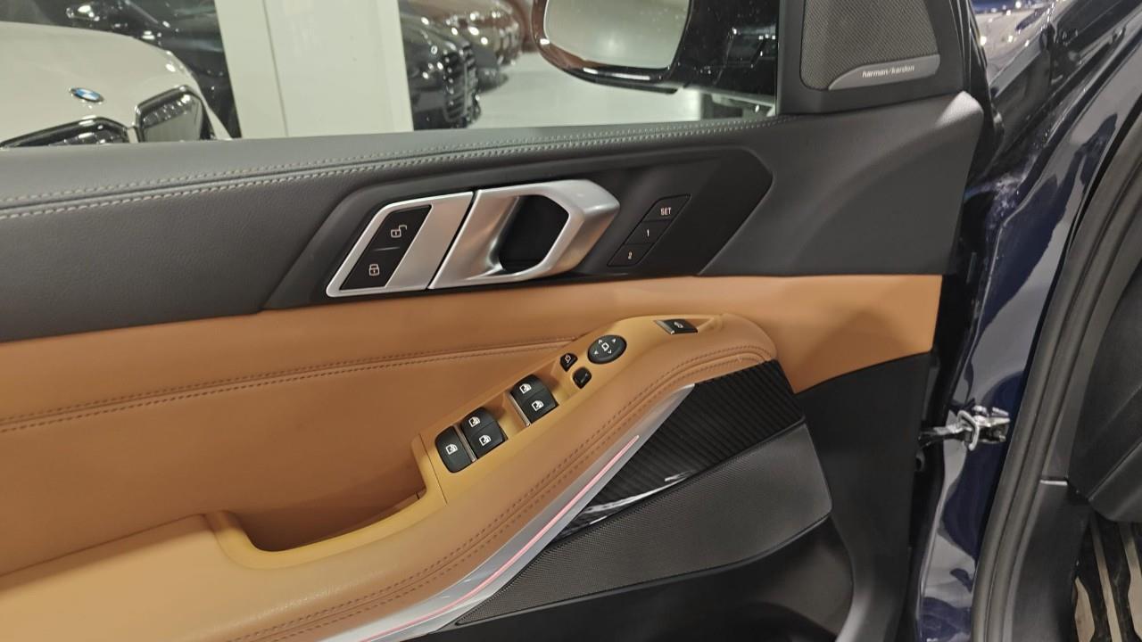 2023 BMW X5 xDrive40i 4dr All-Wheel Drive Sports Activity Vehicle Photo