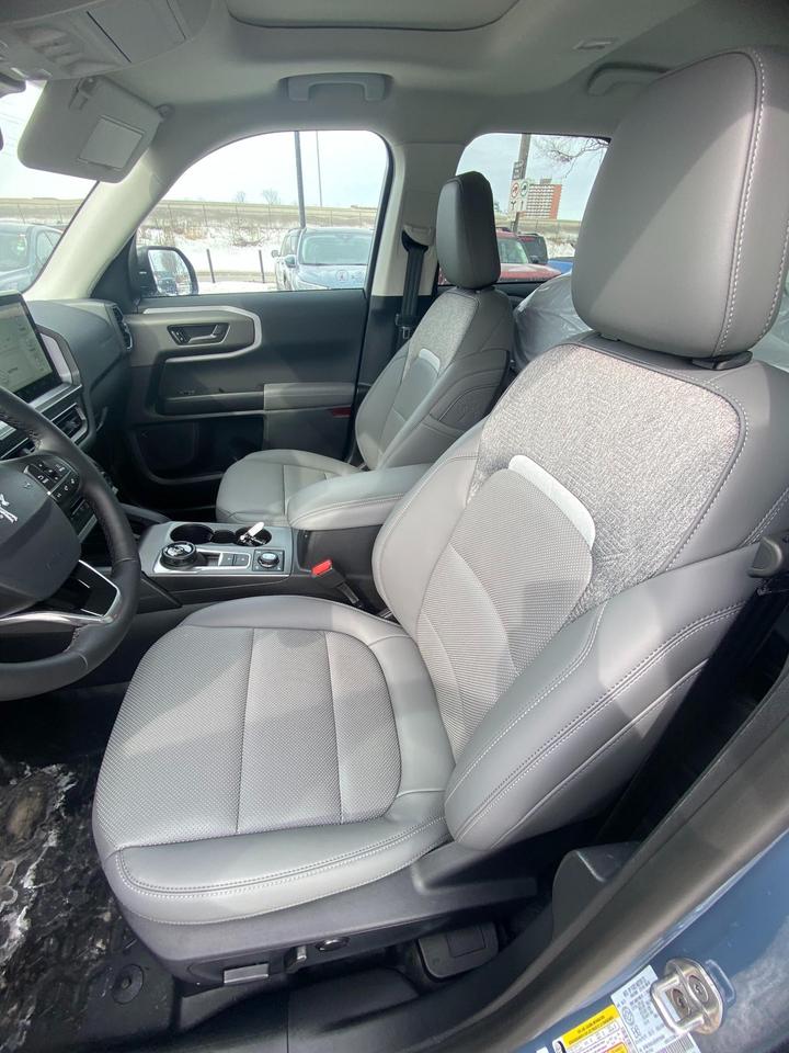 2025 Ford Bronco Sport Badlands 4dr 4x4 Photo