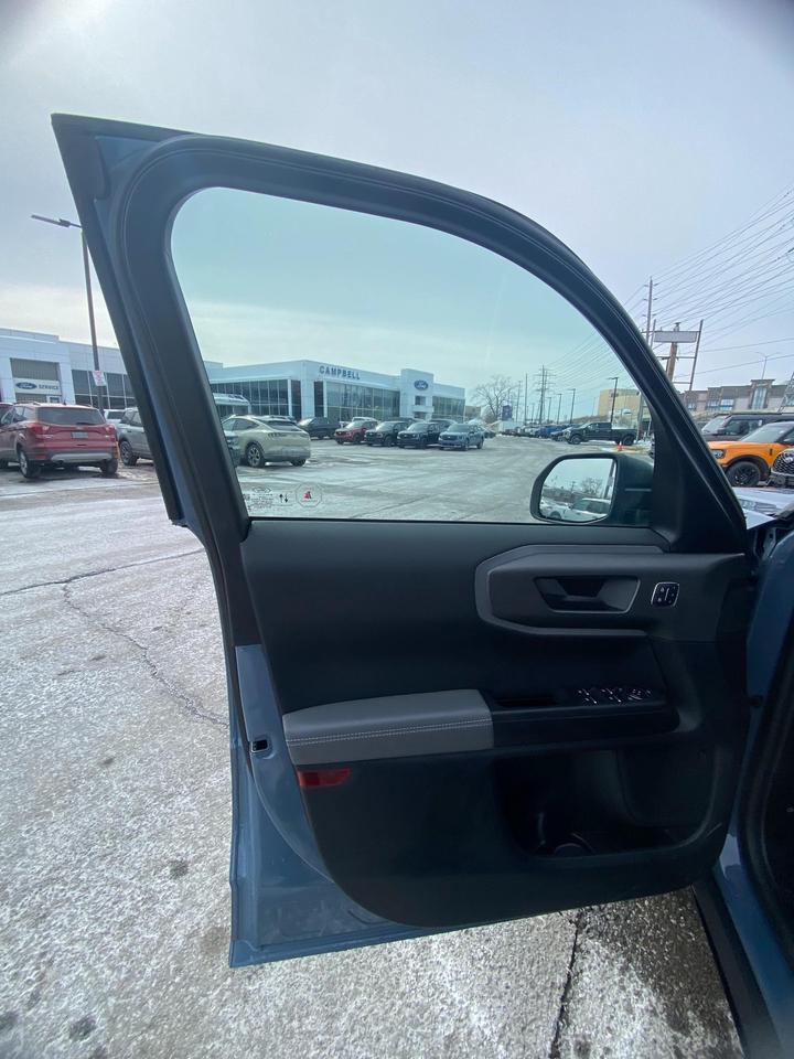 2025 Ford Bronco Sport Badlands 4dr 4x4 Photo