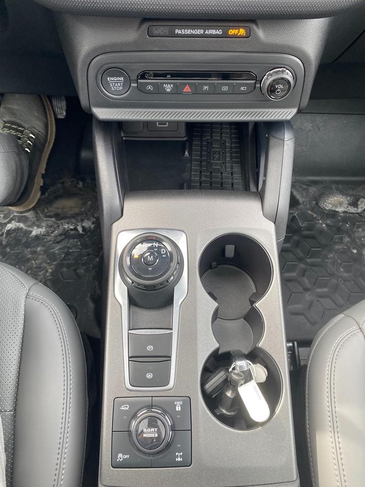 2025 Ford Bronco Sport Badlands 4dr 4x4 Photo