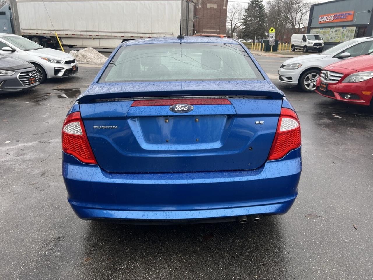 2012 Ford Fusion SE 4dr Front-wheel Drive Sedan Automatic Photo