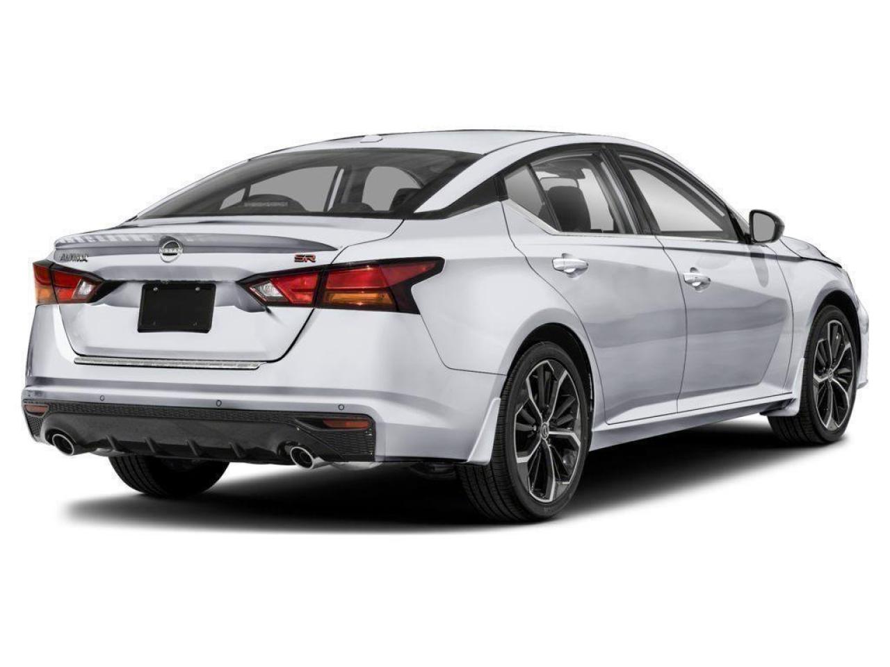 2025 Nissan Altima SR All-Wheel Drive Sedan Photo4